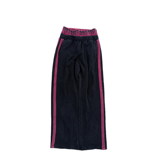 Skull sweats